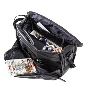 Doctors Bag-with Extras.. Free.....Soft nappa Leather