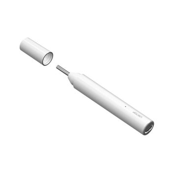 On The way: Portable, handheld optical magnifying device with short focal length camera